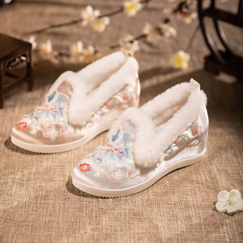 Women's Winter Low Top Embroid - Embroidery Canvas ulasan dan harga