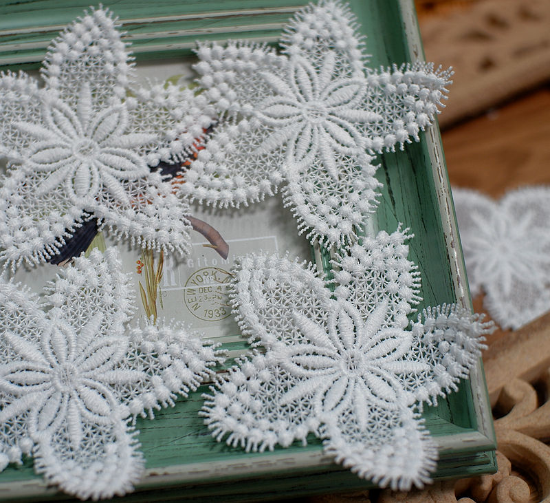 White flower lace cloth patch  - Embroidery Letter M ulasan dan harga