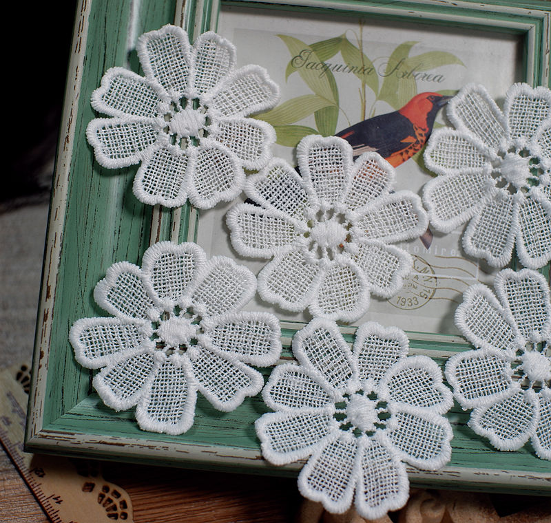 White flower lace cloth patch  - Embroidery Letter M ulasan dan harga