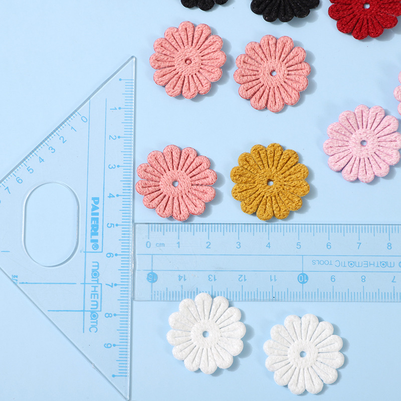 70Pcs 3CM Double Side Crochet  - Embroidery Letter M ulasan dan harga