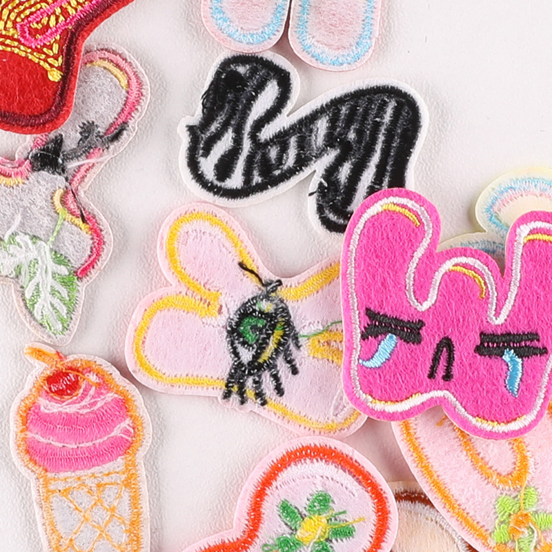 26pcs/Bulk Sets Letter Patch A - Embroidery Letter M ulasan dan harga